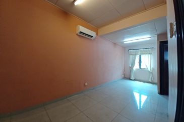 Jalan Sungai Kapar Indah 