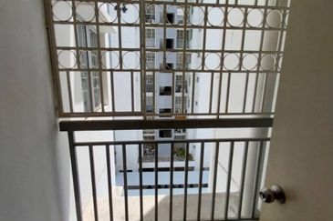 Seri Intan Apartment