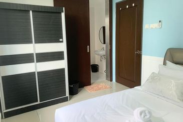 I Residence @ I City