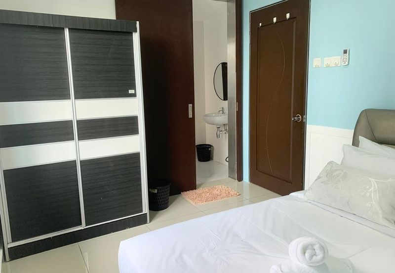 I Residence @ I City