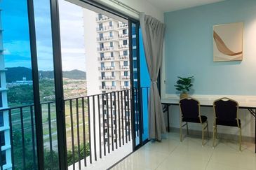 I Residence @ I City