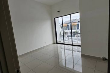 Robin @ Bandar Rimbayu