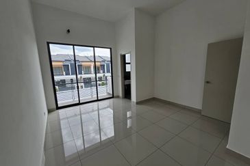 Robin @ Bandar Rimbayu