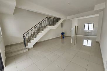 Robin @ Bandar Rimbayu