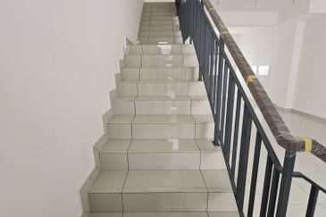 Robin @ Bandar Rimbayu