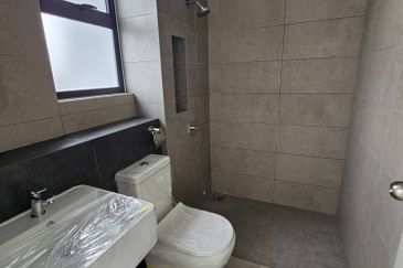 Robin @ Bandar Rimbayu