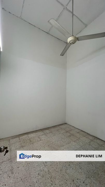 Batu Belah House For Sale Single Storey Terrace End Lot, Selangor, Klang