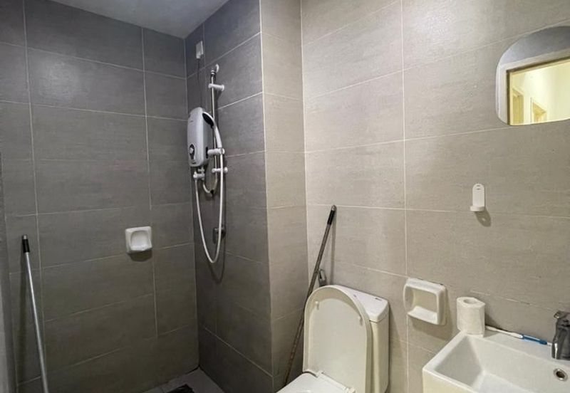 Gravit8 @ Klang South