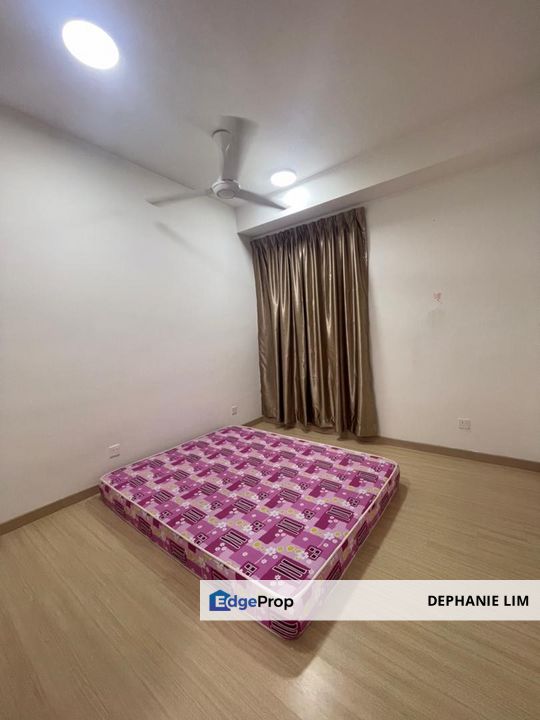 Gravit 8 For Rent Facing Swimming High Floor, Selangor, Port Klang