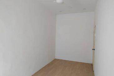 Jalan Sungai Batu 49