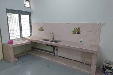 Jalan Sungai Batu 49