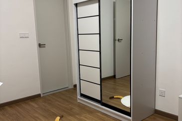 The Tresor @ Gravit 8 *