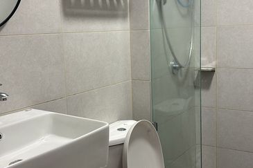 The Tresor @ Gravit 8 *