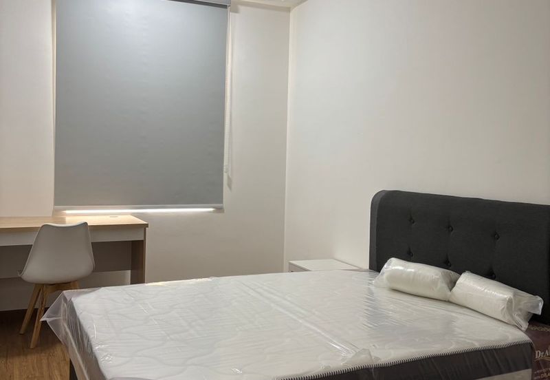 The Tresor @ Gravit 8 *