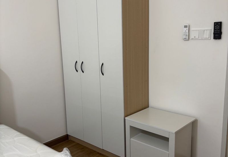 The Tresor @ Gravit 8 *