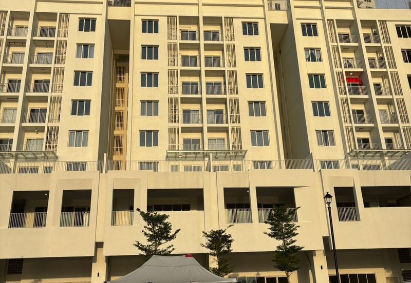 The Tresor @ Gravit 8 *