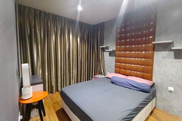 I Residence @ I City