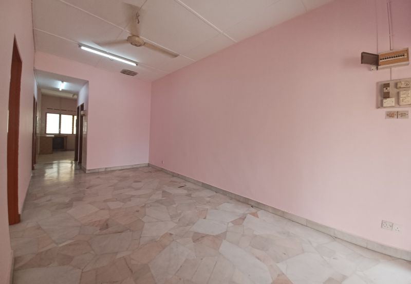 Jalan Sungai Batu 49