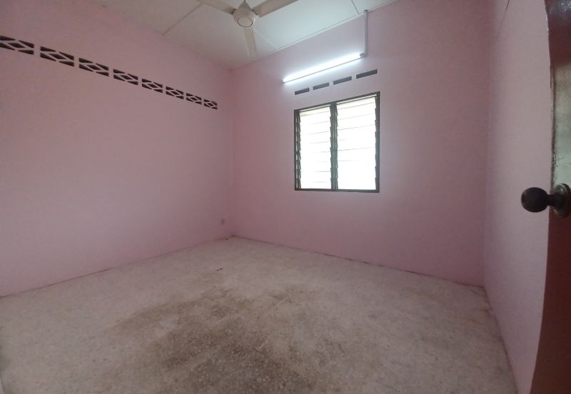 Jalan Sungai Batu 49