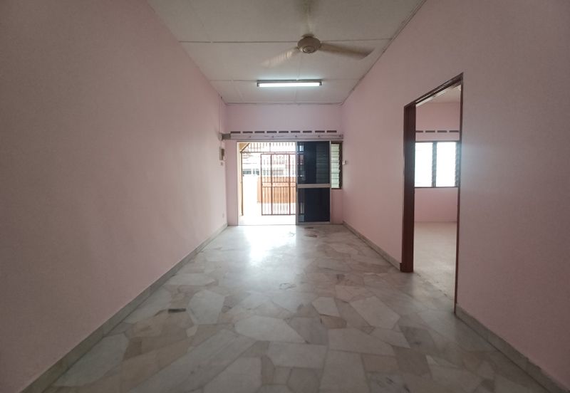 Jalan Sungai Batu 49