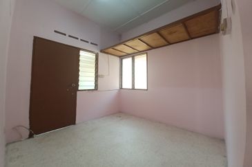 Jalan Sungai Batu 49