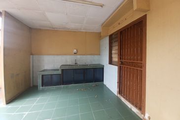 Jalan Sungai Batu 49