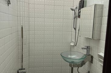 Jalan Sungai Batu 49