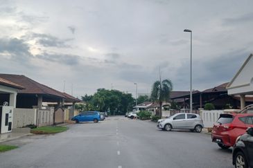 Mutiara Bukit Raja