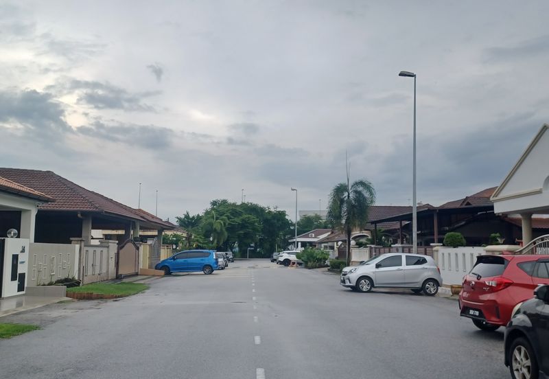 Mutiara Bukit Raja