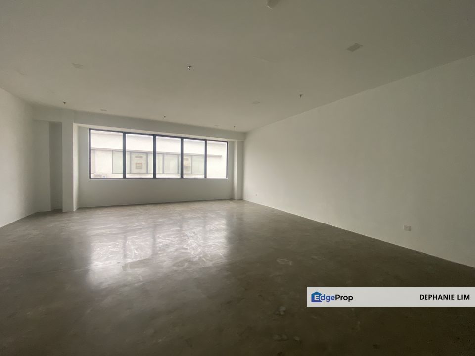 Sunsuria Forum Shop For Rent End Lot Second Floor Bigger Unit, Selangor, Setia Alam/Alam Nusantara