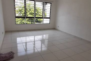 Jalan Setia Permai U13/41E