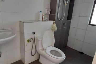 Jalan Setia Permai U13/41E