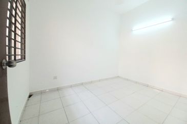 Jalan Setia Perdana U13/26D