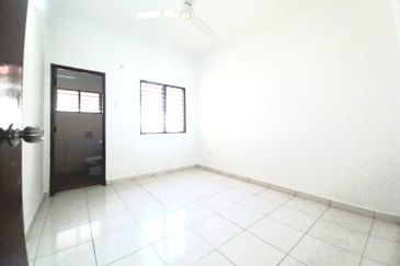 Jalan Setia Perdana U13/26D