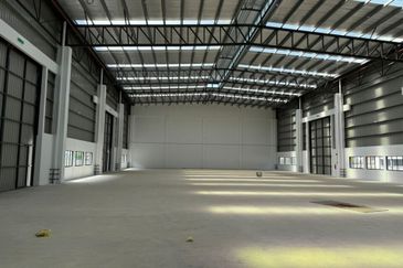 Bukit Raja Industrial Park i8b 1.5 Storey Detached Factory For Rent