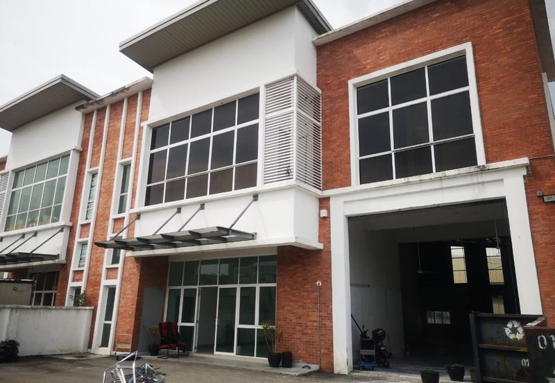 Rawang Industrial Park Medium Industry Warehouse Factory For Sale