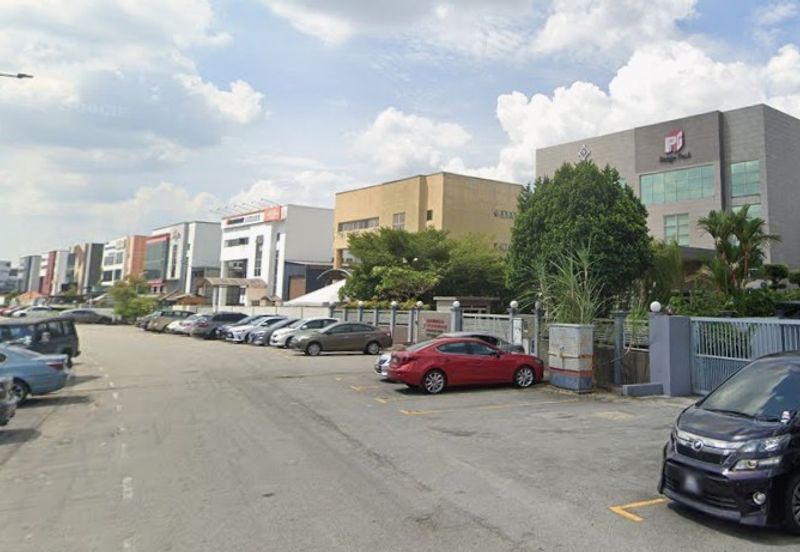 Bandar Pinggiran Subang