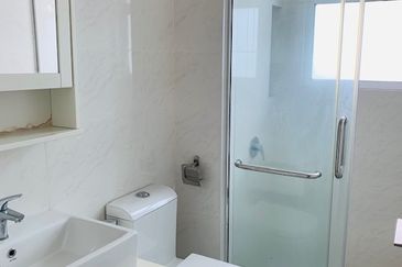 Aurora Tower @ Eco Sky