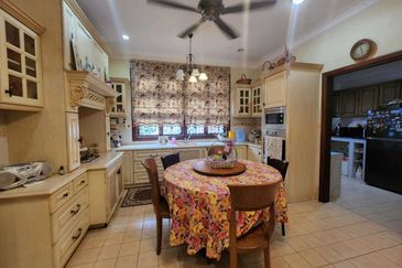 Taman Tun Dr Ismail (TTDI)