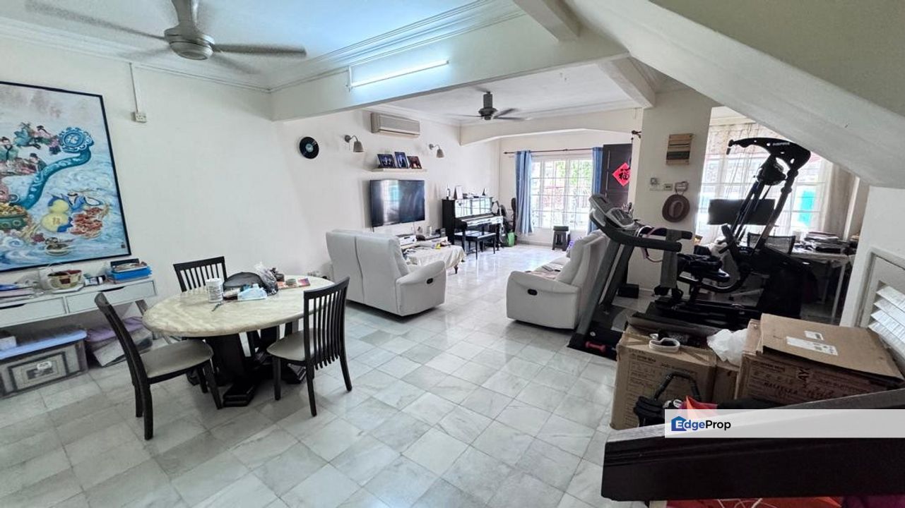 BU 3 good condition double storey house, Selangor, Petaling Jaya