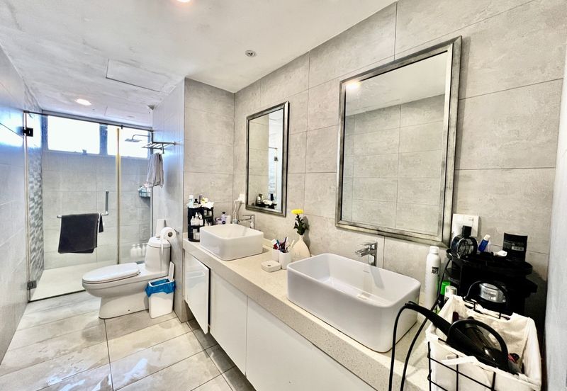 The Plaza Condominium