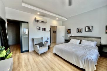 The Plaza Condominium