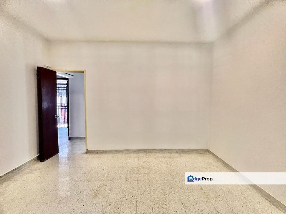 Taman Tun Dr Ismail (TTDI), Taman Tun Dr Ismail, Kuala Lumpur Great Location. Endlot, 2-Storey Terrace For Sale, Kuala Lumpur, Taman Tun Dr Ismail