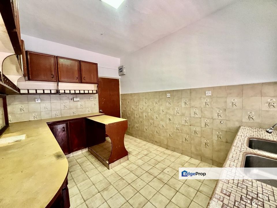 Taman Tun Dr Ismail (TTDI), Taman Tun Dr Ismail, Kuala Lumpur Great Location. Endlot, 2-Storey Terrace For Sale, Kuala Lumpur, Taman Tun Dr Ismail