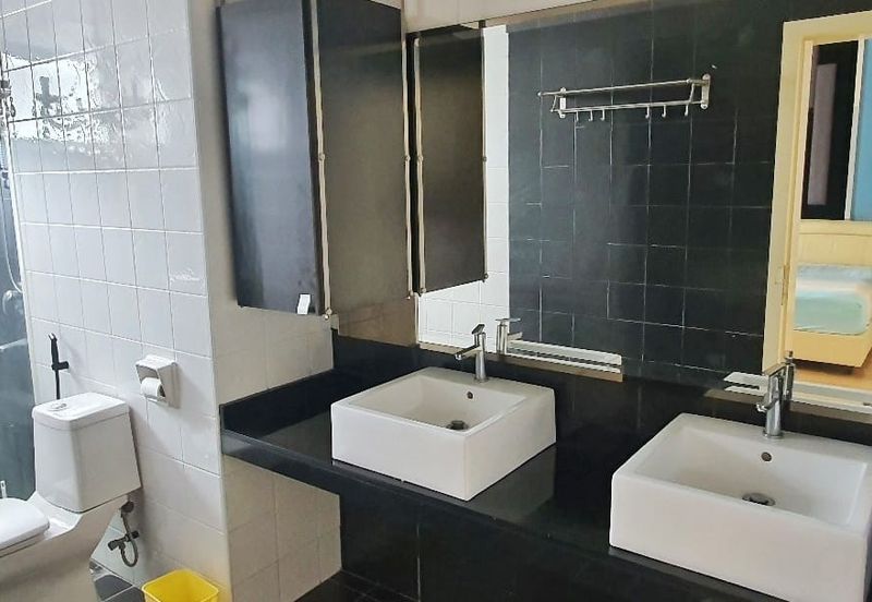 The Plaza Condominium