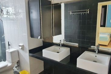 The Plaza Condominium