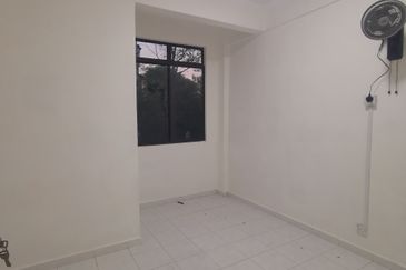 Sri Bayu Apartment