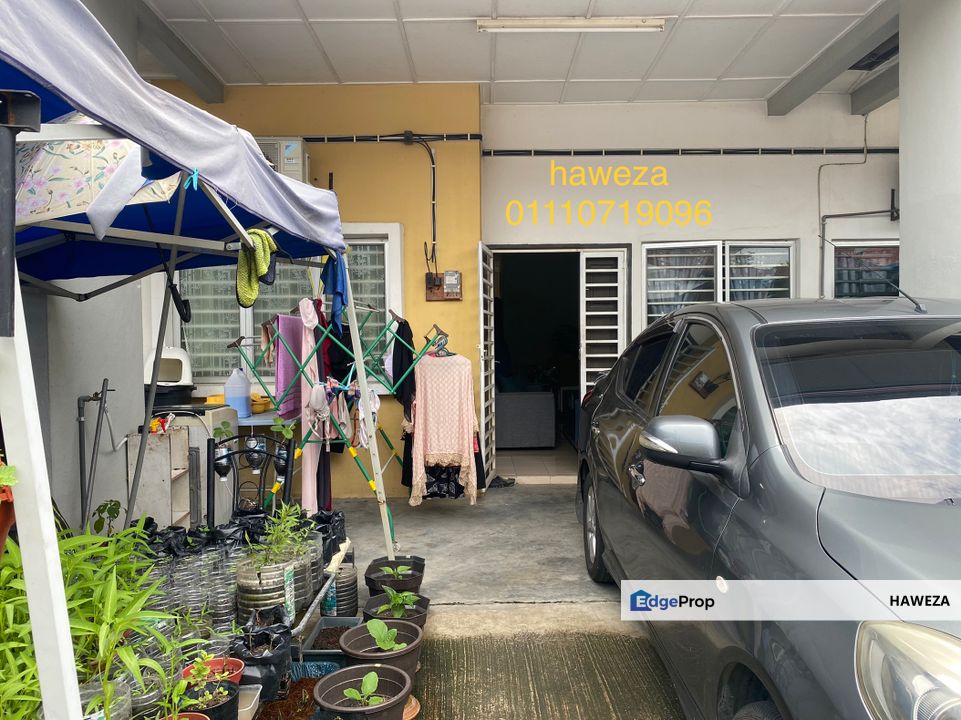 Single Storey at Jalan Lombong Perak Seksyen 29 Shah Alam for Sale