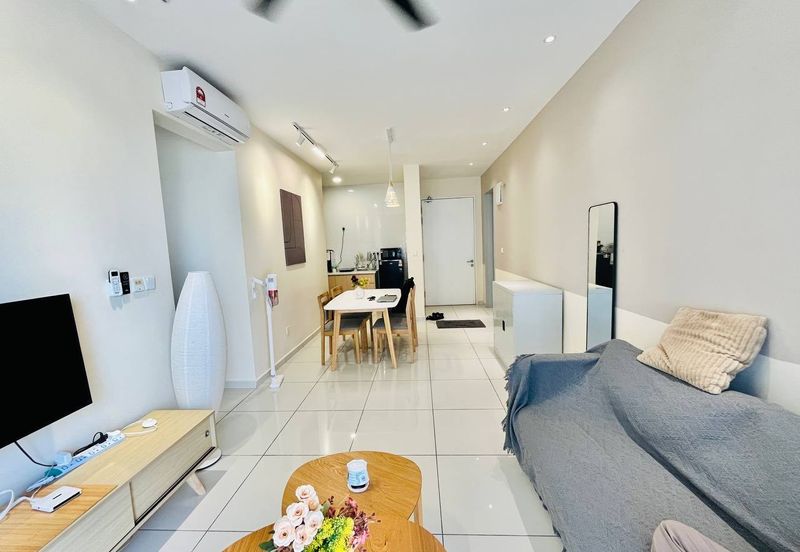 Kenwingston Platz Residence