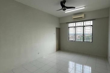 Jentayu Residency (Jentayu Residensi)